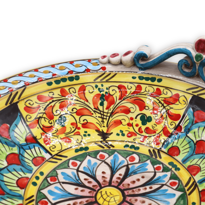 Caltagirone ceramic centerpiece, 17th century decoration, peacock tail and flower, Ø 37 cm approx. - 