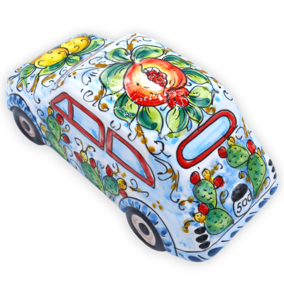 Sixteenth century, Caltagirone ceramic vehicle, prickly pear, pomegranate and lemons decoration, L 25 cm h 12 cm, (1pc) 