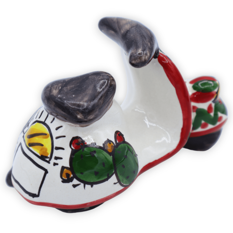 Vespa veicolo in ceramica Siciliana, decoro pala di ficodindia - L 10 cm e h 7 cm ca. Mod PC - 