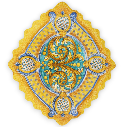 Centre de table en céramique de Caltagirone, festonné et ajouré, décor baroque, l 55 x p 47 cm environ. Mod BR -  2