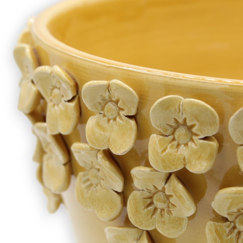 Wazon z delikatnej ceramiki z reliefowymi aplikacjami kwiatowymi Ø 25 cm (1 szt.) z 2 opcjami dekoracji - 