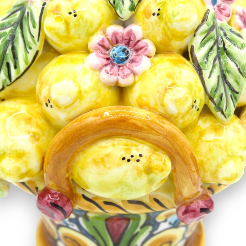 Caltagirone-Keramikkorb, H ca. 20 cm. Multi-Dekoration mit Applikationen aus Zitronen, Blumen und Blättern - 
