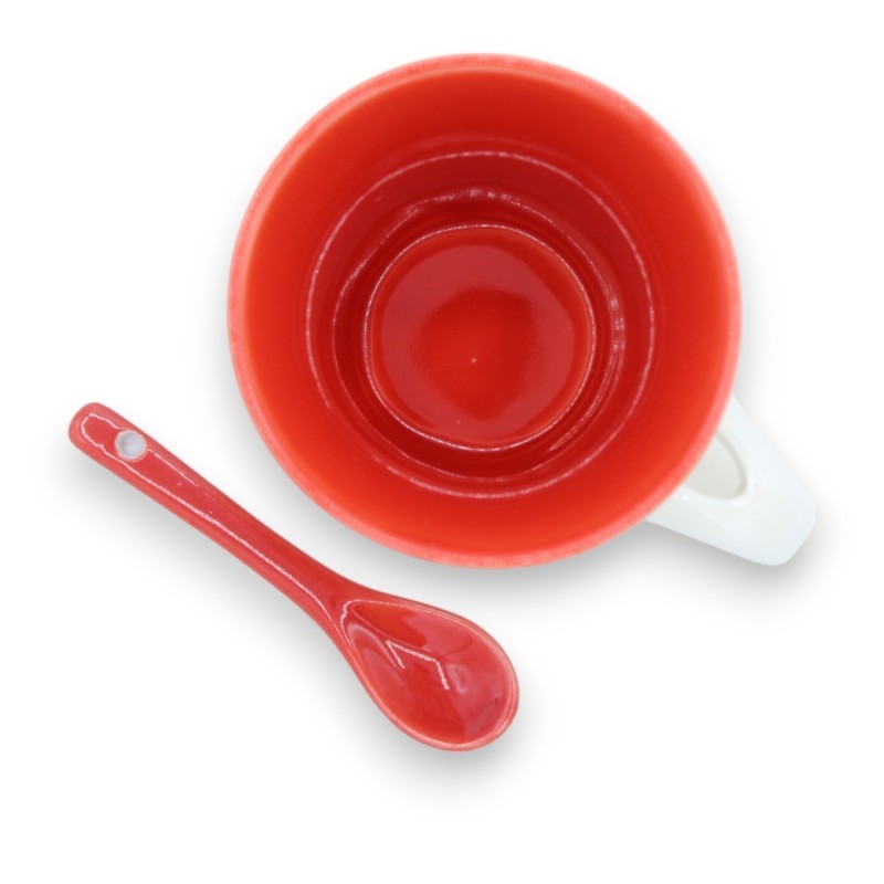 Keramiktasse mit Löffel – H 7 x L 9 cm ca. - Trinacria-Druck und sizilianische Majolika, inklusive Box - 