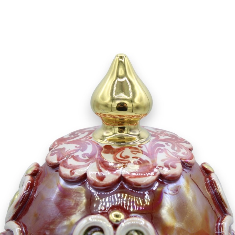 Ovo em cerâmica Caltagirone estilo Fabergé, 30 cm aprox. - com relevos em esmalte ouro puro 24k, Bordeaux - 