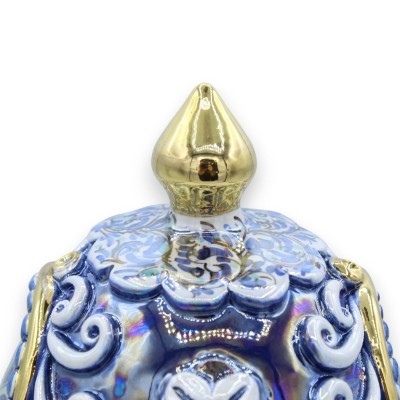 Ovo em cerâmica Caltagirone estilo Fabergé, 30 cm aprox. relevos em esmalte ouro puro 24k e miniaturas barrocas, Azul - 