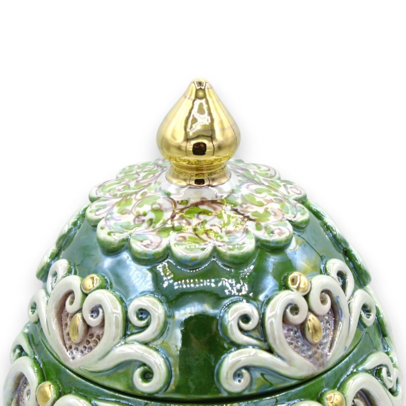 Ovo em cerâmica Caltagirone estilo Fabergé, 30 cm aprox. - com relevos em esmalte ouro puro 24k, verde - 