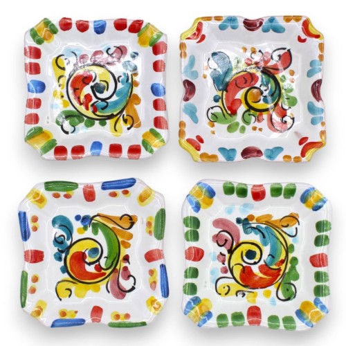 Vierkante hoekasbak in Caltagirone keramiek - l 10 cm x 10 cm (1st) decoratie en willekeurige kleur - 