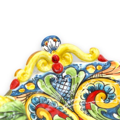 Peça central de cerâmica Caltagirone - Ø 30 cm e h 10 cm aprox. decoração barroca e floral com limões em relevo - 