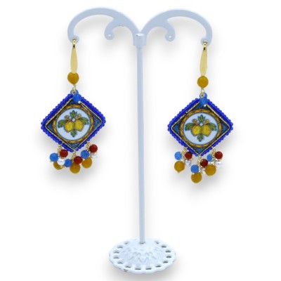Orecchini piastrella pietra lavica, decoro maioliche siciliane blu, h 7 cm - Perle e pietre naturali, corallo Bambù - 