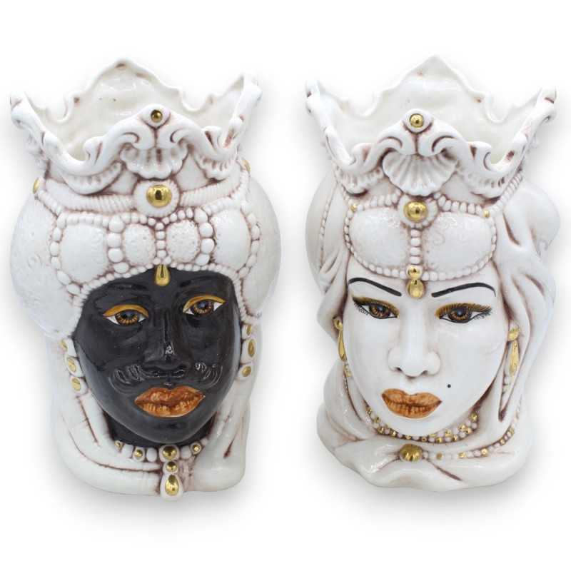 Coppia Teste di moro Bianche ceramica Caltagirone, h 25 cm ca. corona, turbante e dettagli oro zecchino 24k - 