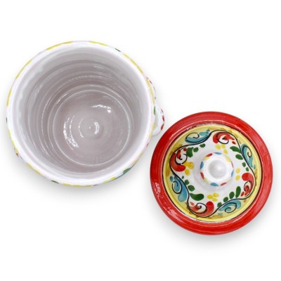 Großes Glas mit Deckel aus Caltagirone-Keramik, H ca. 20 cm. mehrfarbiger sizilianischer Wagen mit barocker Dekoration -