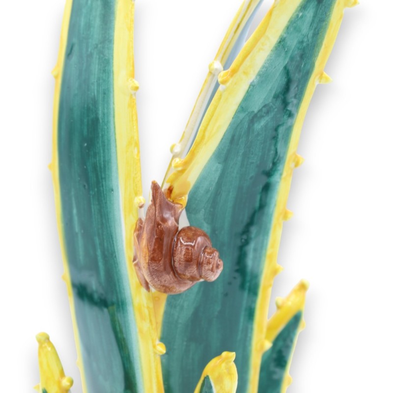 Vas med Agave och sniglar i Caltagirone keramik - h 28 cm ca. Siciliansk vagndekoration TYP 3 - 