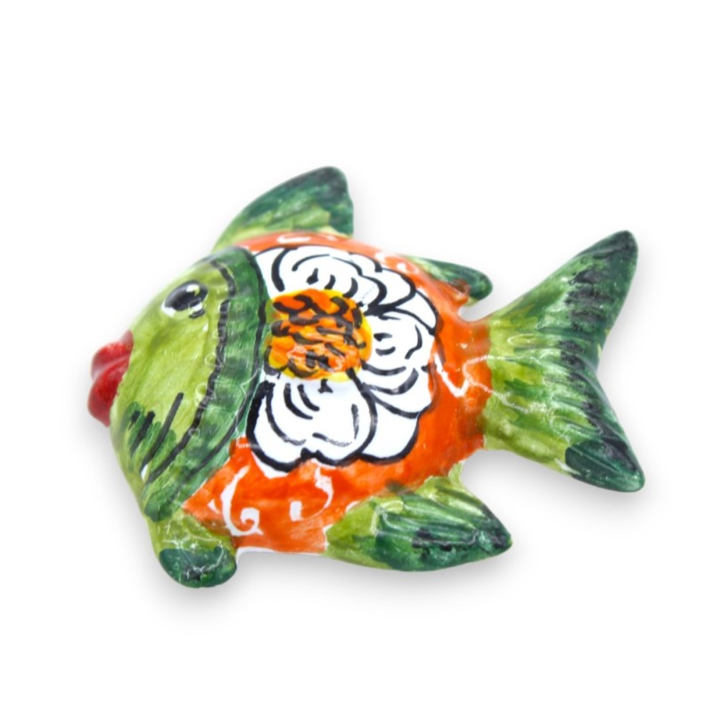 Magnete calamita in ceramica siciliana a forma di Pesce, L 6 cm ca. (1Unità) con decoro floreale - 