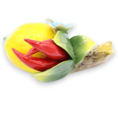 Ramo con composizione di limone, fiore e peperoncini in pregiata ceramica h 15 cm ca. - 