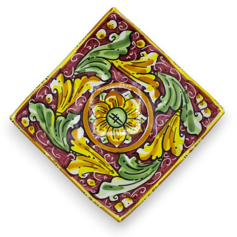 Taschenentleerer aus Caltagirone-Keramik – ca. L 17 cm x 17 x H 7 cm. (1 Stück) mit drei Farboptionen und zufälliger Dek