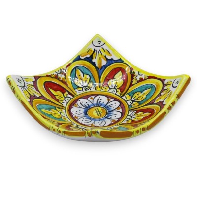 Taschenentleerer aus Caltagirone-Keramik – ca. L 17 cm x 17 x H 7 cm. (1 Stück) mit zufälliger Farbe und Dekoration - 