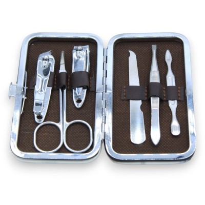 6-piece manicure set with decorated and soft fabric case, random decoration (1 unit) - 