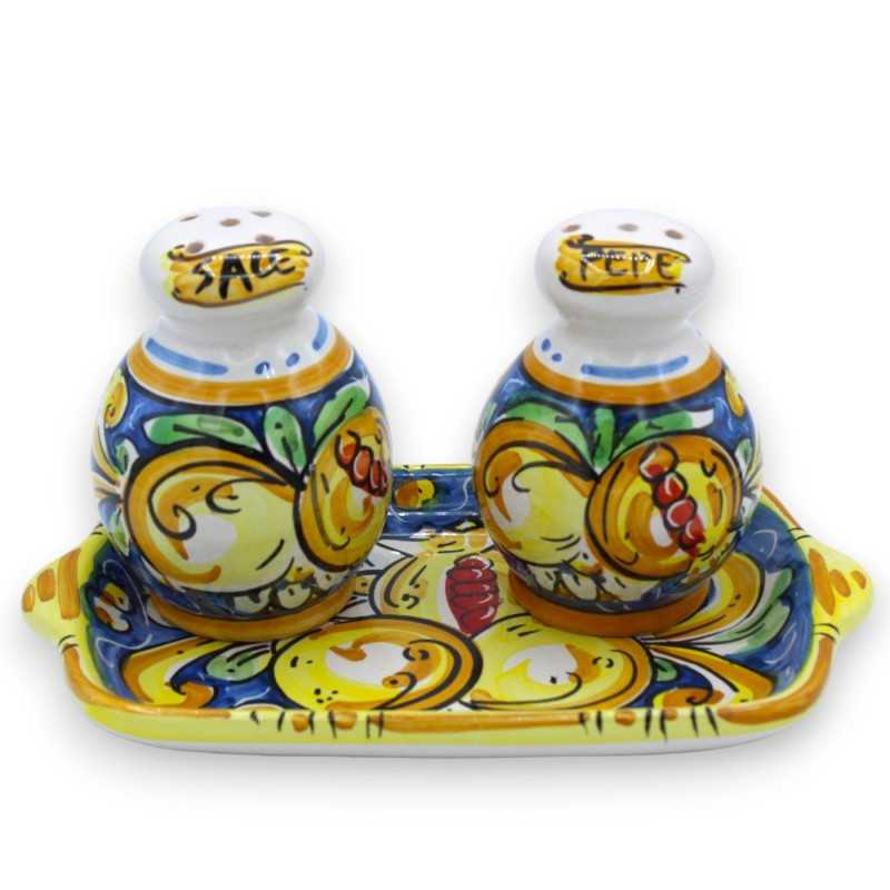 Set Sale e Pepe con vassoio, ceramica Caltagirone - blu, decoro melagrana, fiori e limoni - 
