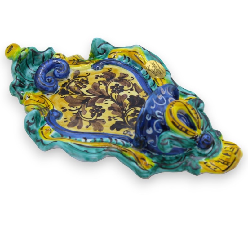 Acquasantiera in ceramica Siciliana, h 23 x 14 cm ca. fondo giallo, blu e verde, decoro fiori MD6 - 