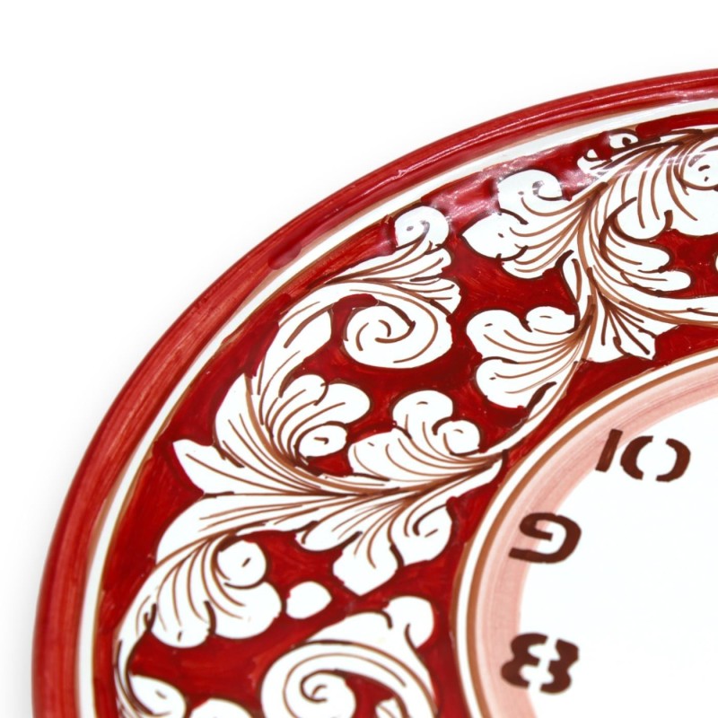 Reloj de cerámica Caltagirone - Ø 30 cm aprox. Completo con Ingranaggio, decoración barroca blanca y fondo rojo. - 