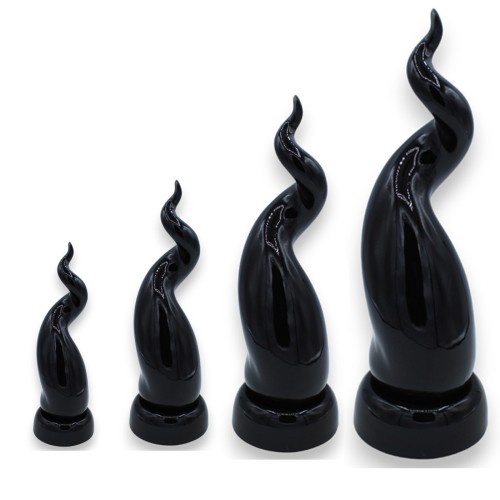 Corne porte-bonheur verticale en céramique sicilienne, base noire sur base noire, avec 4 options de tailles (1pc) - 