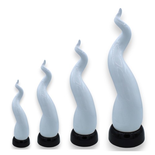 Corno portafortuna verticale in ceramica siciliana, Bianco su base Nera, con 4 opzioni dimensione (1Unità) - 
