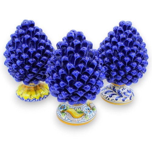 Pinha siciliana de cerâmica Caltagirone - h 20/22 cm aprox. (1 unidade) Azul Cobalto com haste de decoração aleatória - 