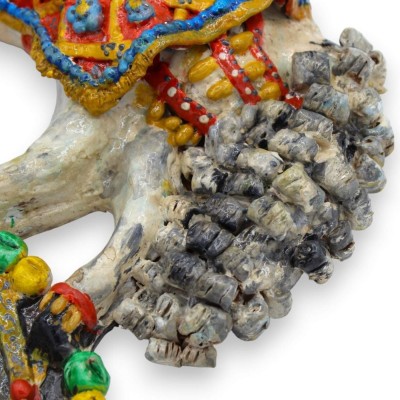 Cheval de char sicilien en céramique sicilienne - L 30 x h 28 cm environ. avec applications et décorations en relief MOD