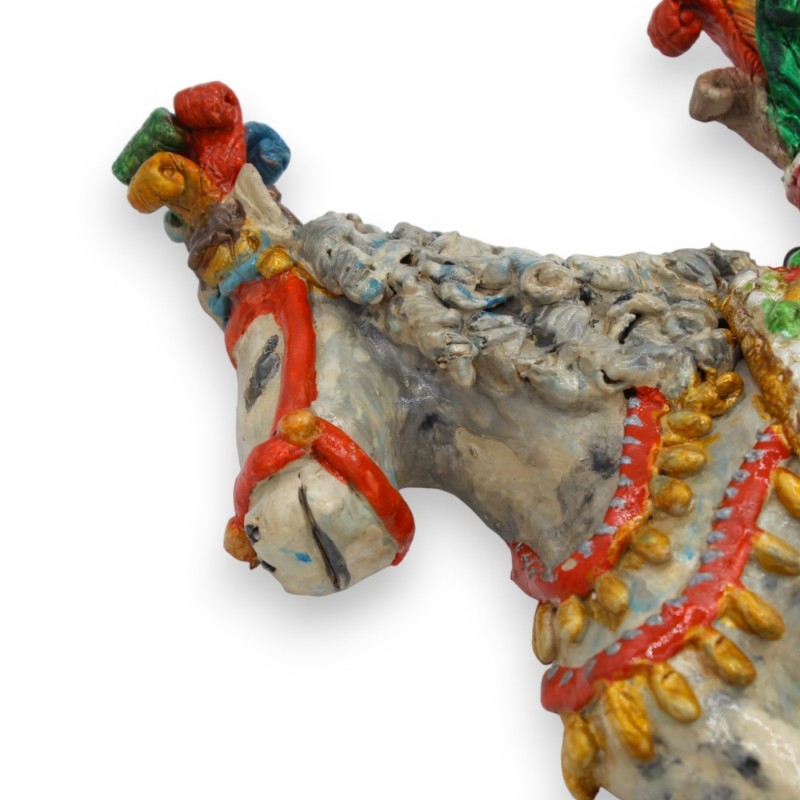Sizilianisches Karrenpferd aus sizilianischer Keramik – L 30 x H 28 cm ca. mit Applikationen und Verzierungen im Relief 
