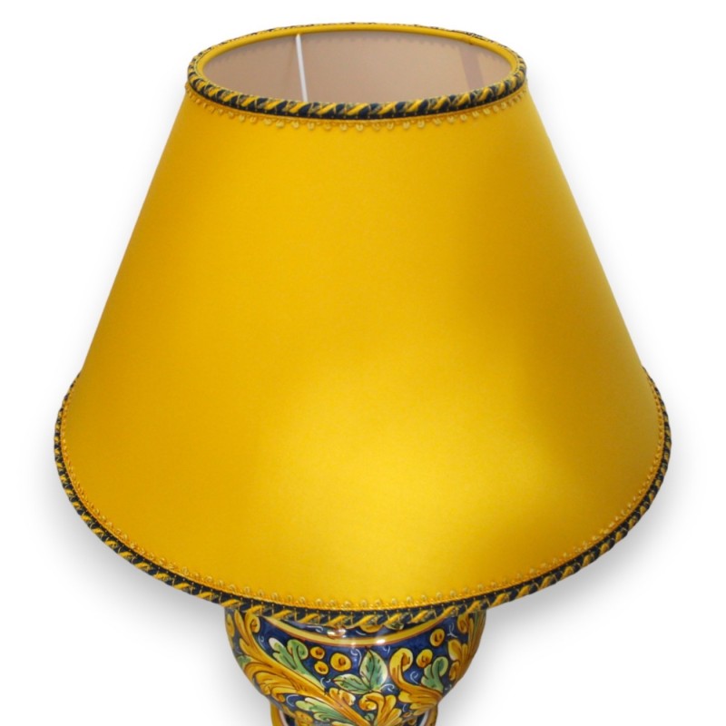 Lampe baroque en céramique de Caltagirone - h environ 55 cm Décoration baroque jaune et verte sur fond bleu - 
