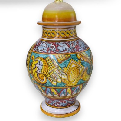 Barocklampe aus sizilianischer Keramik - H ca. 85 cm Barocke und geometrische Dekoration mit Paladinbüste - 