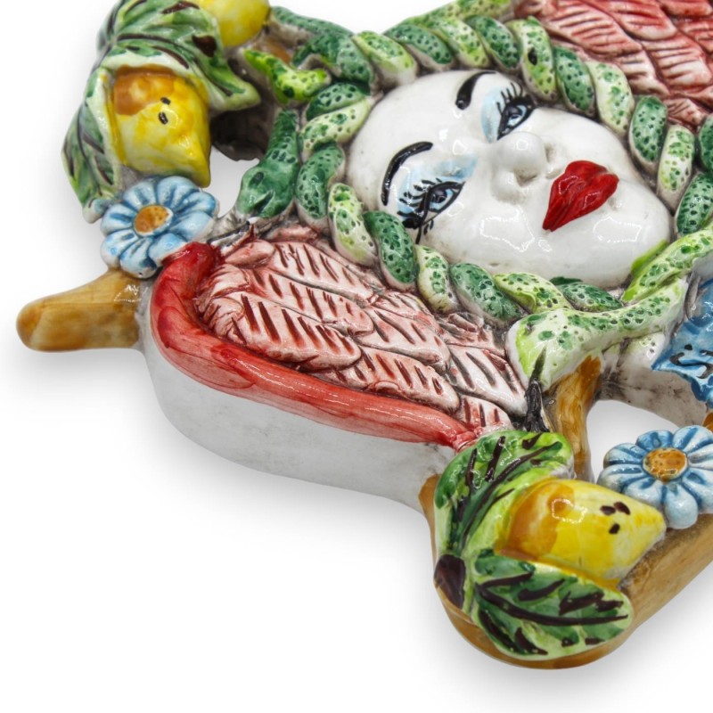 Trinacria ceramica Caltagirone - h 25 cm x 22 cm ca. decoro limoni e floreale, ali rosse - 