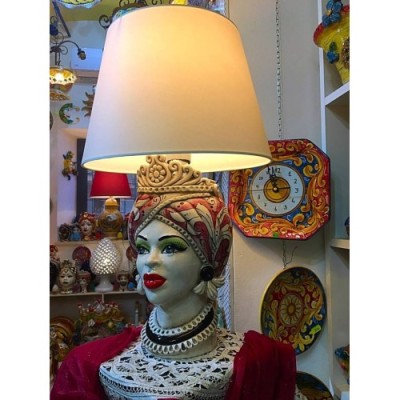 Lámpara Caltagirone Cabeza de mujer siciliana - altura aproximadamente 60 cm - 