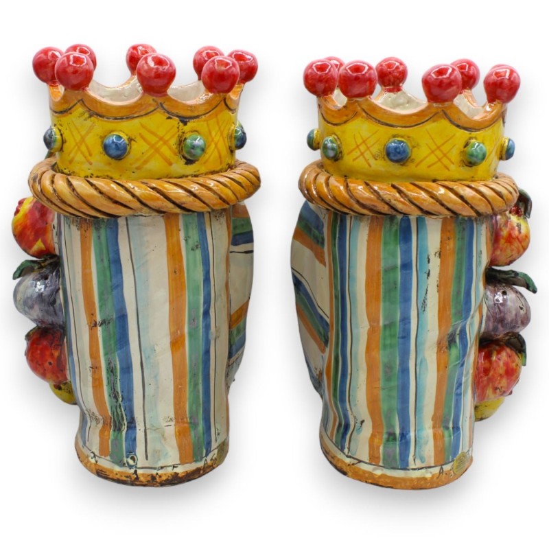 Moorköpfe Caltagirone, H ca. 30 cm. Mit Krone, Seil, Turban und gemischten Früchten - 