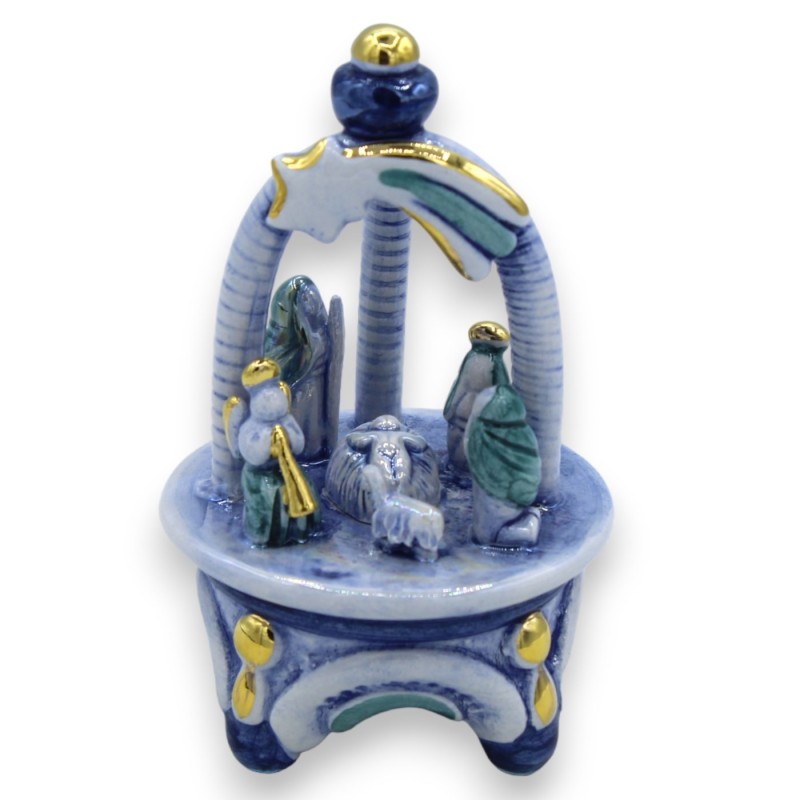 Hantverk, ägg, i fin keramik av Caltagirone, dekorationer i 24k mint guld, h11,5 cm ca. Mod NF - 