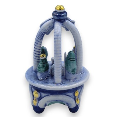 Handcrafted nativity scene, in egg, in fine Caltagirone ceramic, decorations in 24k pure gold, approx. h11.5 cm. Form NF