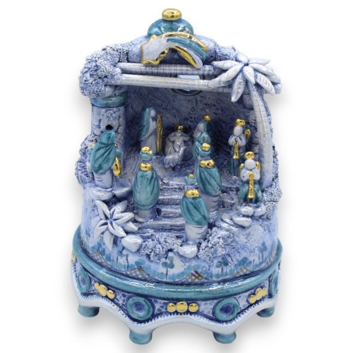 Belén gruta h 17 cm aprox. Esmalte de nácar azul antiguo monocromático, cerámica Caltagirone, detalles en oro puro de 24