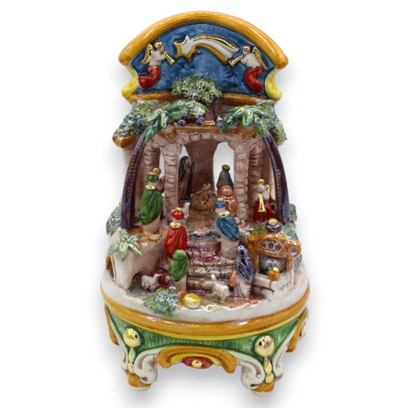 Presepe Borgo ceramica Caltagirone h 23 cm ca. Policromatico, dettagli Smalto Oro Zecchino 24k e Madreperla - 