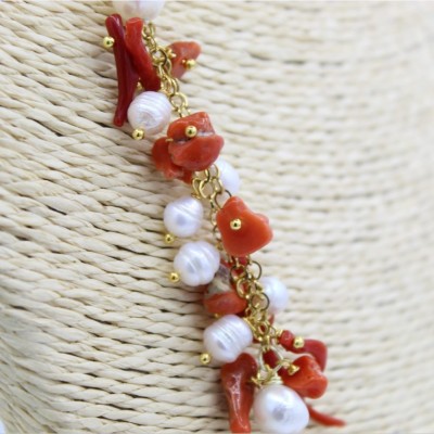 Collier de perles naturelles - L 85 cm env. Avec camée à motifs floraux et corail bambou - 