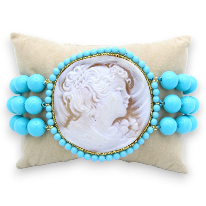 Armband med trippelsträng av turkosa paste-stenar med Cameo - L 20 cm ca. Susta i mässing - 