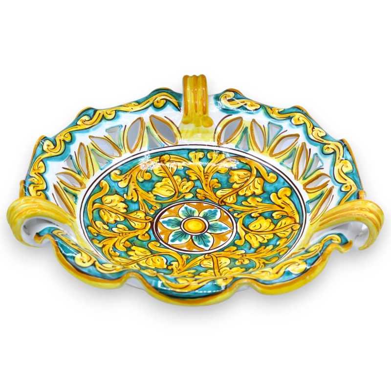 Centrotavola smerlato e traforato in ceramica Caltagirone Ø 38 cm ca. decoro barocco classico e fiore - 