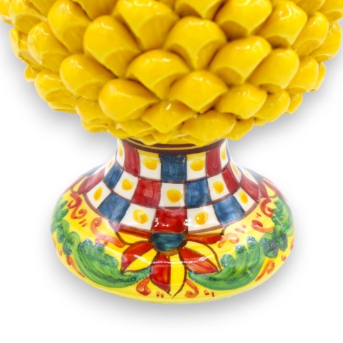 Pigna Siciliana in Ceramica Caltagirone con 2 opzioni dimensione (1Unità) Giallo, Gambo decoro carretto siciliano -  2