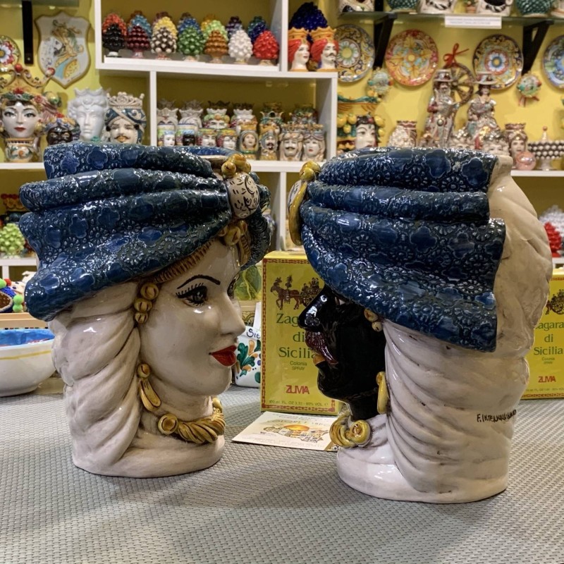 Paar dunkelbraune Caltagirone-Köpfe mit Turbanen, Höhe 27 cm - 