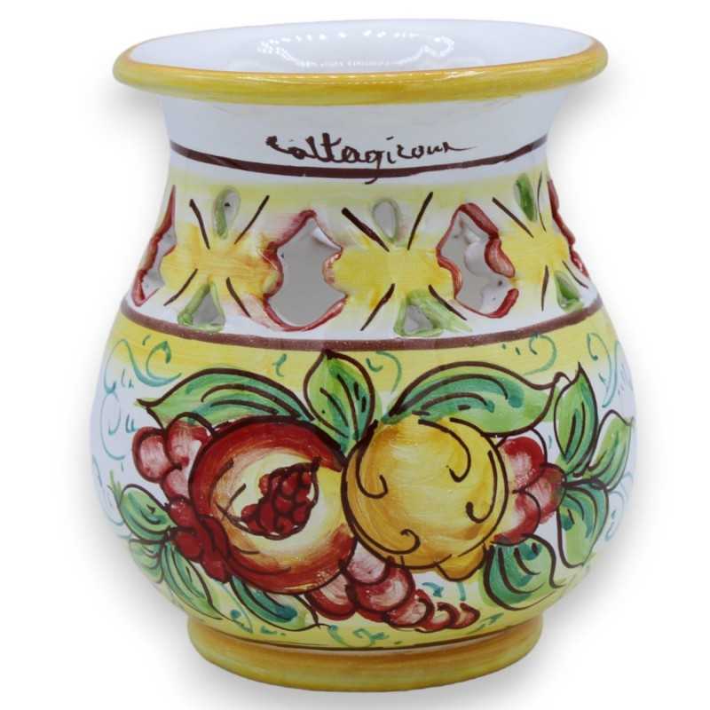 Vasetto traforato in ceramica Caltagirone - h 14 cm x 12 cm ca. decoro frutta mista - 