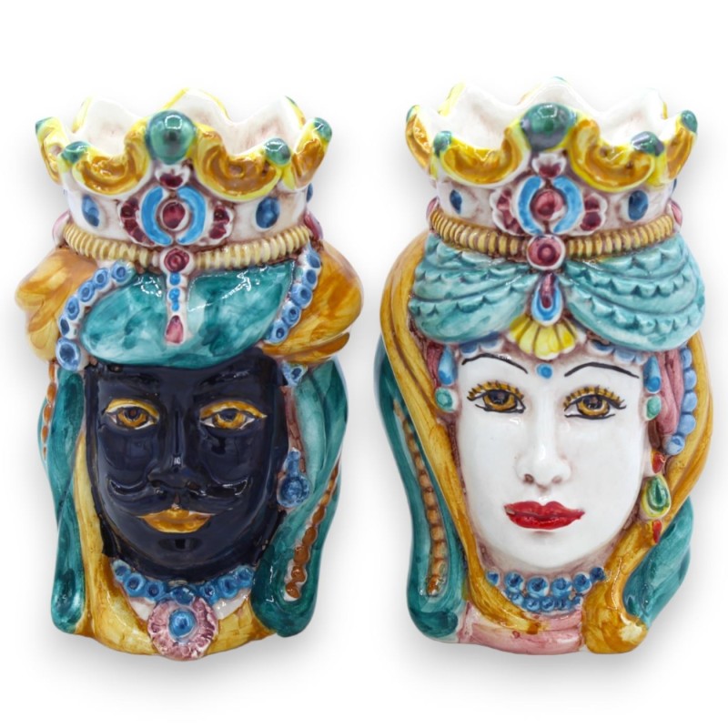 Paar donkerbruine koppen van Caltagirone-keramiek, h ca. 13/14 cm. kroon en tulband MD14 - 