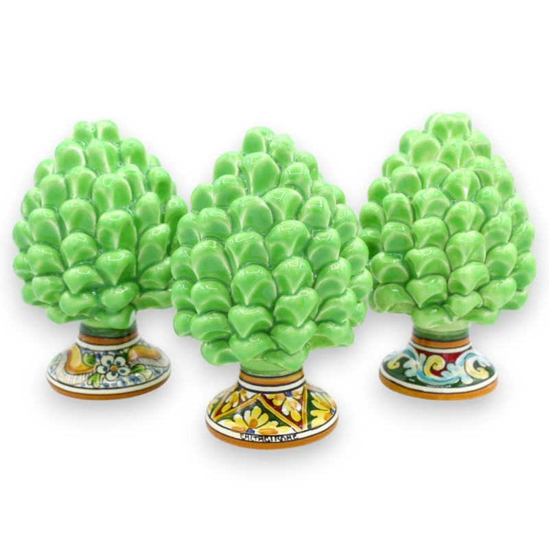 Szyszka sycylijska Caltagirone, wys. ok. 15 cm. (1 szt.) Jasnozielony z ozdobną łodygą - Losowa dekoracja łodygi - 