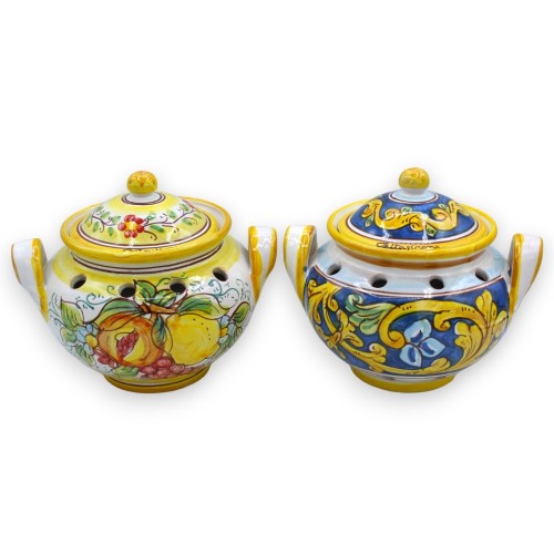 Caltagirone keramische knoflook- of uienhouder - h 17 en L 20 cm ongeveer. (1 st) Met 2 decoratieopties - 