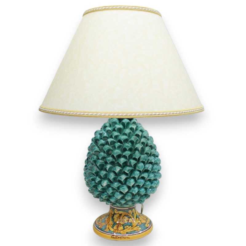 Lampe pomme de pin en céramique Caltagirone H 55 cm environ. Tige en Cuivre Vert à décor baroque - 