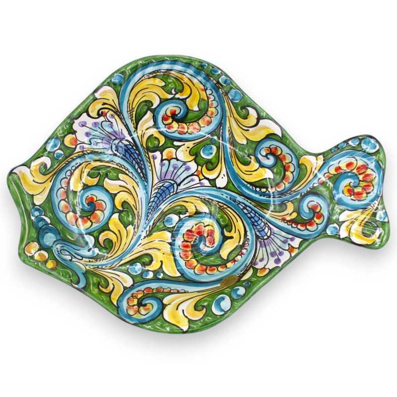 Vassoio Pesce piatto da portata in ceramica Caltagirone, L 40 x 30 cm ca. decoro Barocco multicolore, fondo verde - 