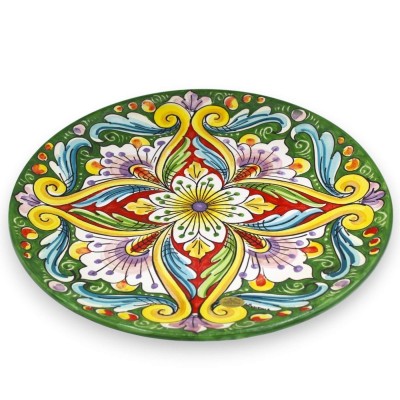 Ceramiczny talerz ozdobny Caltagirone Ø 37 cm ok. wielobarwna dekoracja kwiatowa i barokowa, na zielonym tle - 